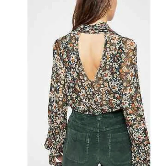 Free People Autumn Colored keyhole back blouse - Picture 2 of 4